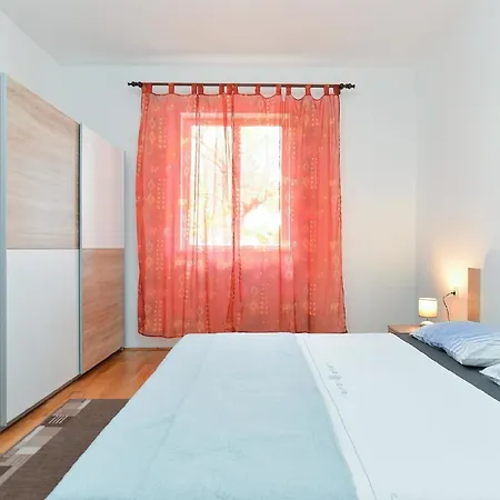 Fuer 5 Personen Ca 70 Qm In Fazana, Istrien Istrische Riviera Фажана