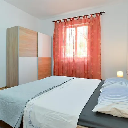 Fuer 5 Personen Ca 70 Qm In Fazana, Istrien Istrische Riviera *