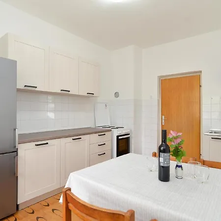 Fuer 5 Personen Ca 70 Qm In Fazana, Istrien Istrische Riviera Апартаменты *