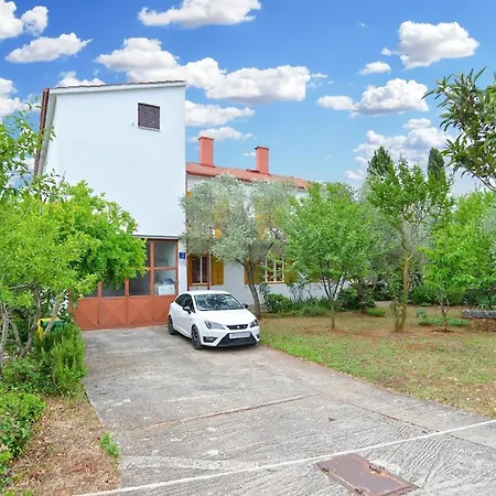 Apartman Fuer 5 Personen Ca 70 Qm In Fazana, Istrien Istrische Riviera