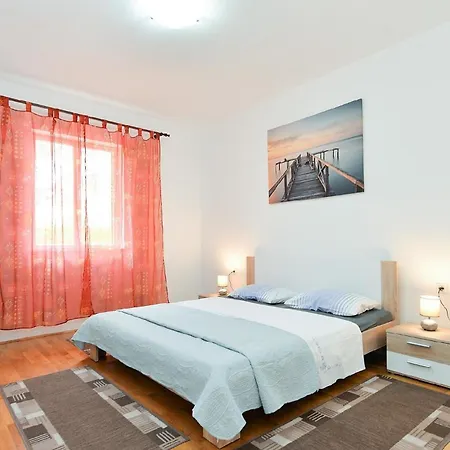 Fuer 5 Personen Ca 70 Qm In Fazana, Istrien Istrische Riviera Apartman
